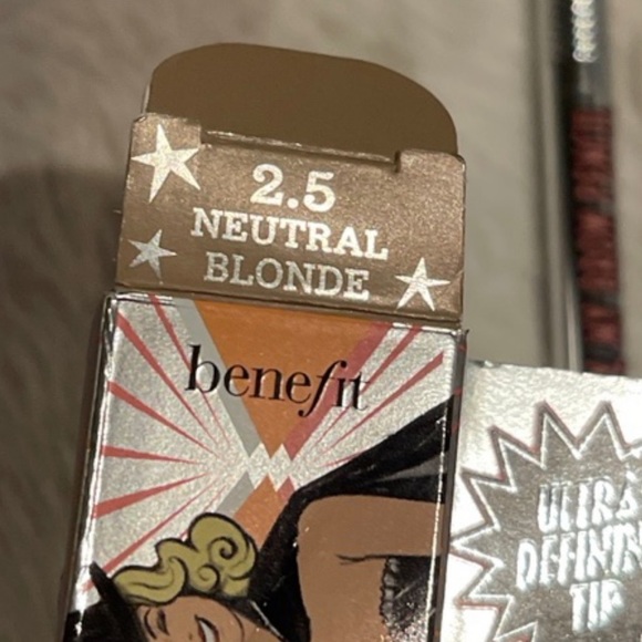 Benefit Precisely, My Brow Pencil Waterproof Eyebrow Definer - Picture 2 of 3